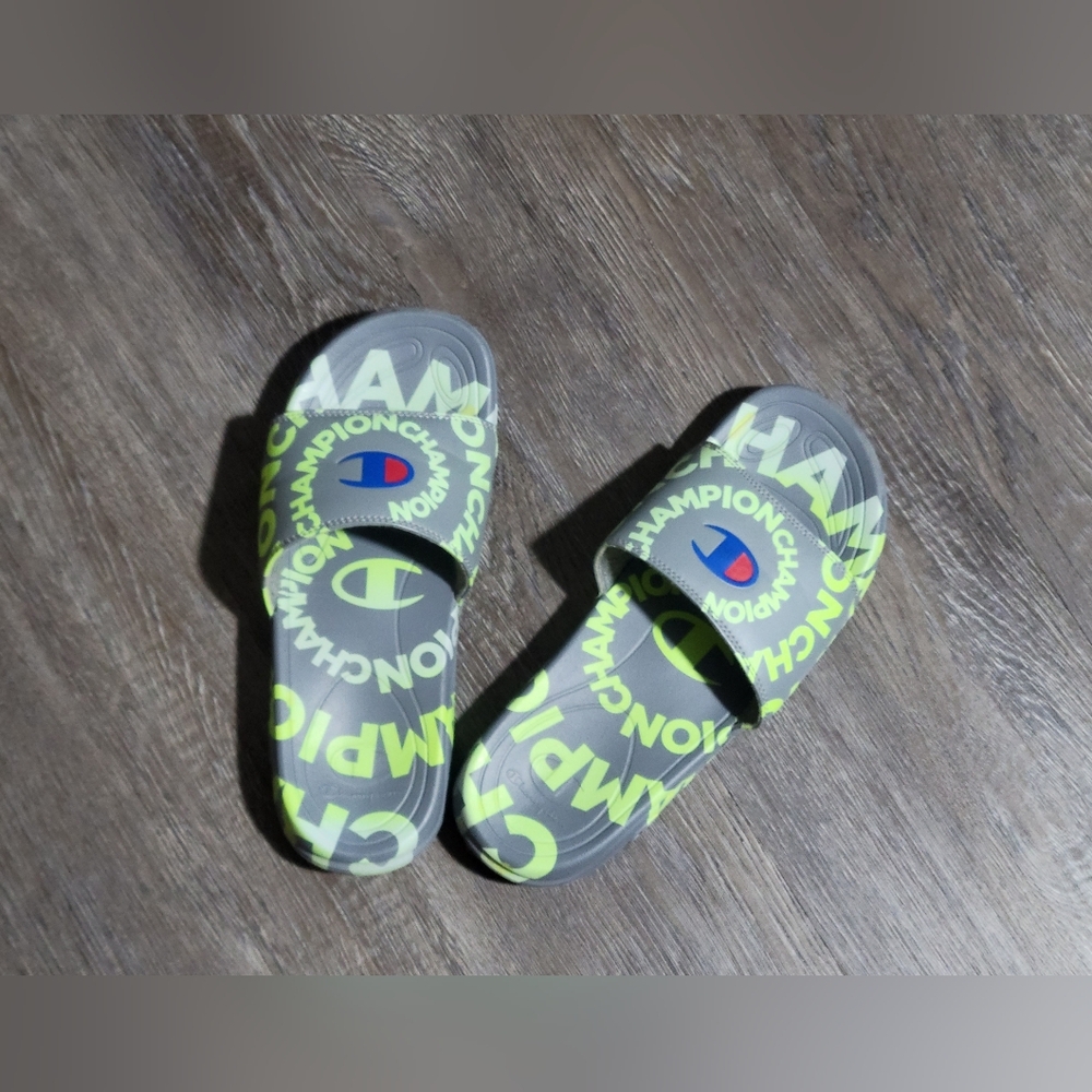 Youth size 5 Champion slides / sandals